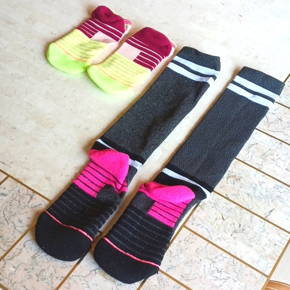 Socks- "Stance fusion" women's size medium,,New -unworn,,, 2 pairs - Picture 9 of 12